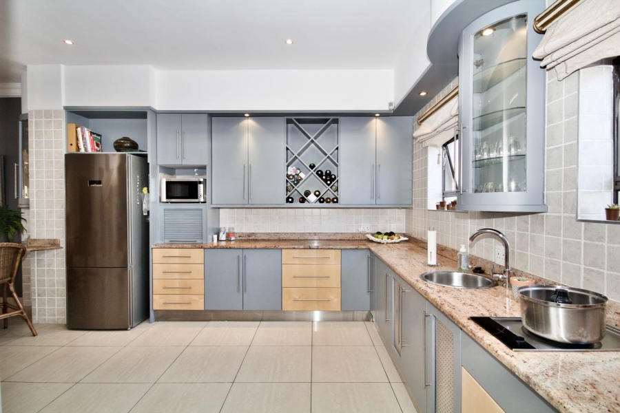 4 Bedroom Property for Sale in West Beach Western Cape